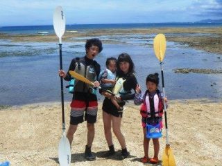 ハナちゃんとタスク君とパパママのカヤック冒険！