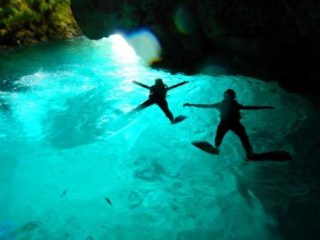 湘南Family🏄目指せ！青の洞窟✨