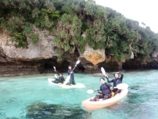 カヤックで無人島へ🛶