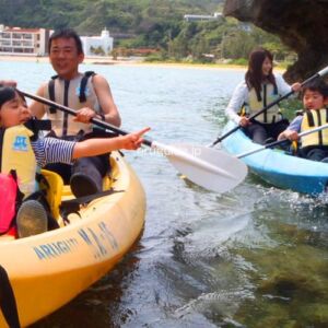 To join this tour children must be at least 100cm and there is no age limit as long as you are healthy. If you have any questions, let us know.